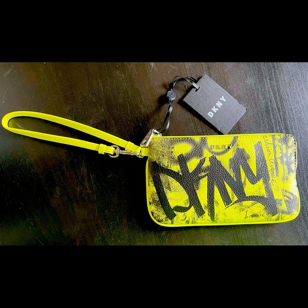 DKNY Wristlet Graffiti Zippered Pouch NWT NEW